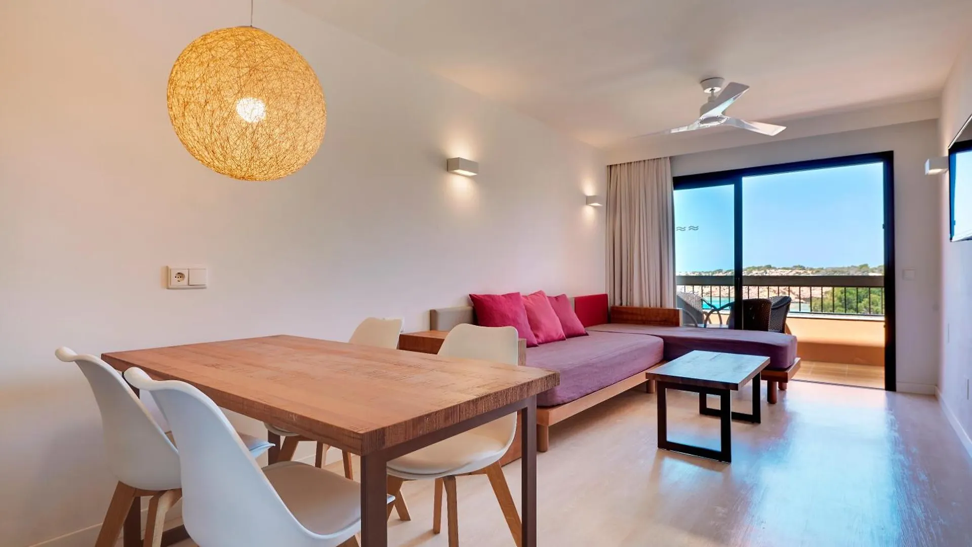 Insotel Club Tarida Playa Sant Josep de sa Talaia 4*,  Spain